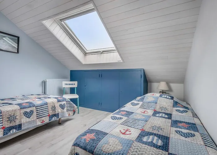 Face à La Mer, Sous Les Toits Pour 4 Pornichet